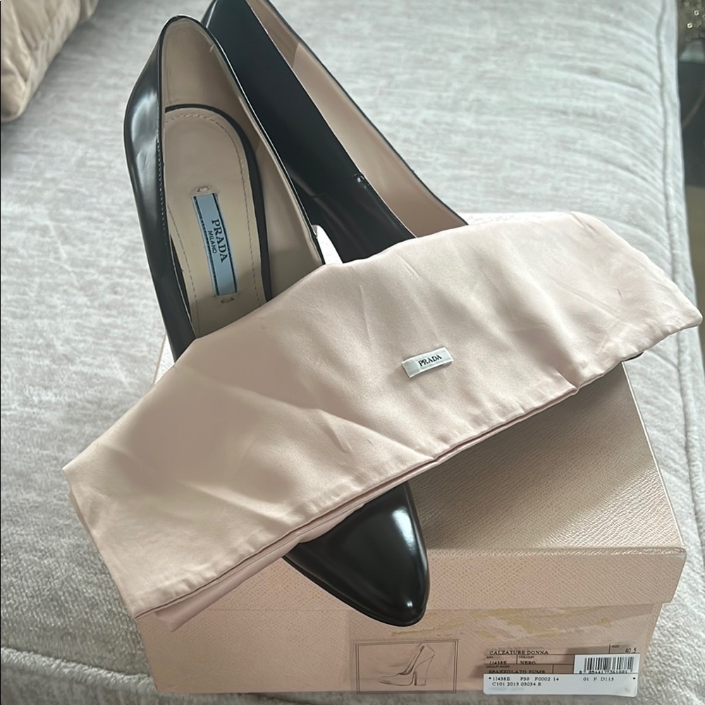 Calzature Donna Nero Prada Pumps - Picture 6 of 9